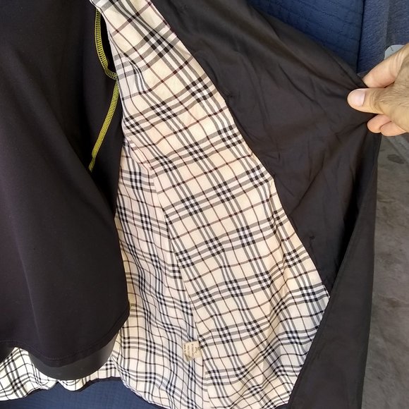 Large Burberry Long Black Button Up Trench Coat - Picture 7 of 13